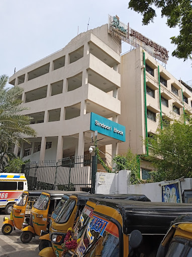 Apollo Main Hospitals, Greams Road