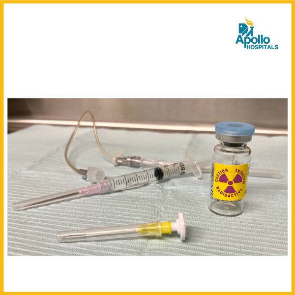 What is the role of nuclear medicine in thyroid cancer treatment?