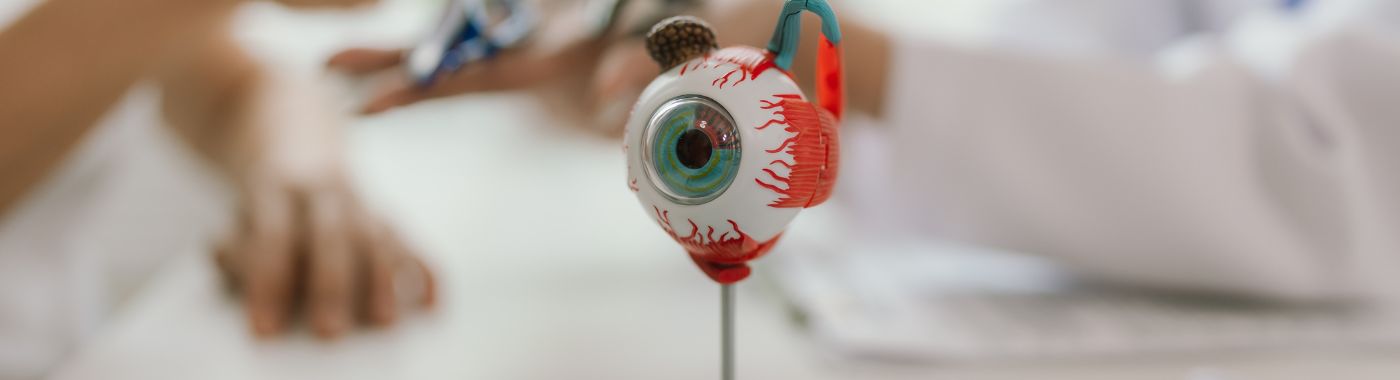 Eye Cancer - Early Signs, Risk Factors, Diagnosis, and Treatment Explained