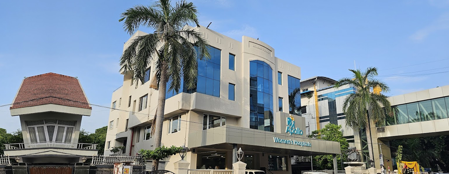 Apollo Womens Hospital Banner - 1
