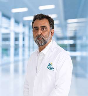 Dr. Nooreyezdan Shahin - Best Plastic surgeon in Delhi