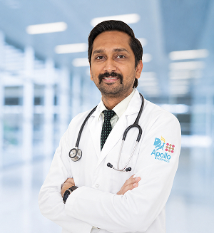 Dr Ayush Garg, Radiation Oncologist at Apollo Hospitals Lucknow