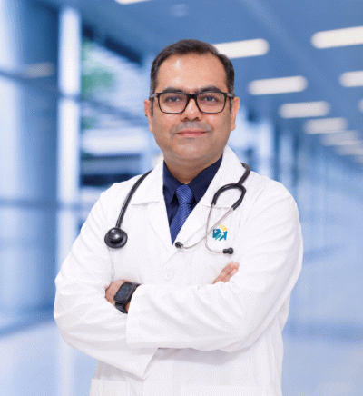 Dr. Sumit Bhatia – Gastroenterologist at Apollo Hospitals, Gurugram