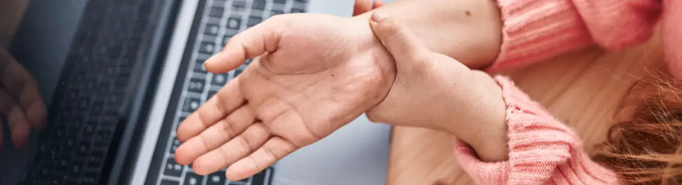 Tenosynovial Giant Cell Tumor - Causes, Symptoms, Diagnosis, Treatment, and Prevention