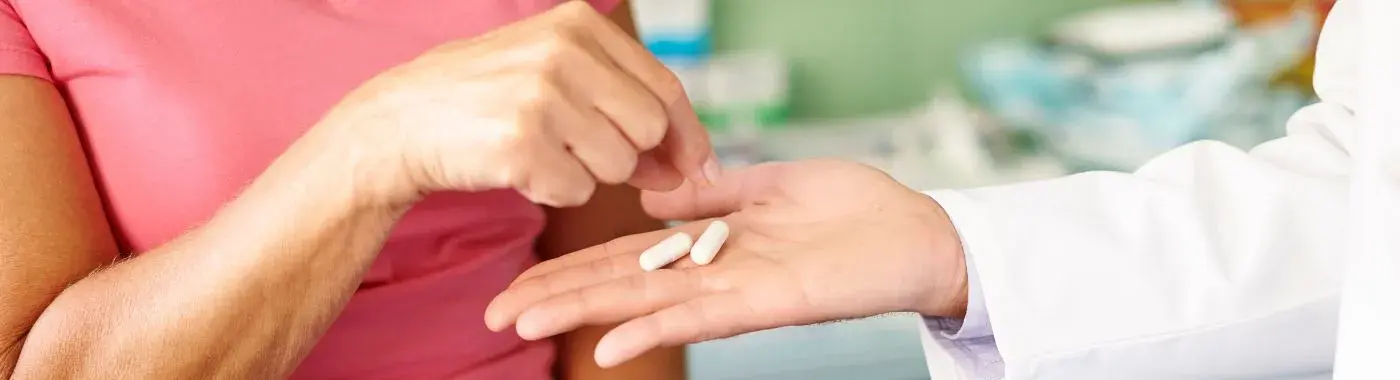 Celecoxib: Uses, Dosage, Side Effects and More