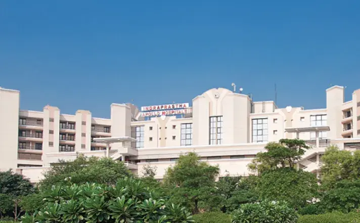 Apollo Hospital Delhi Banner - 3