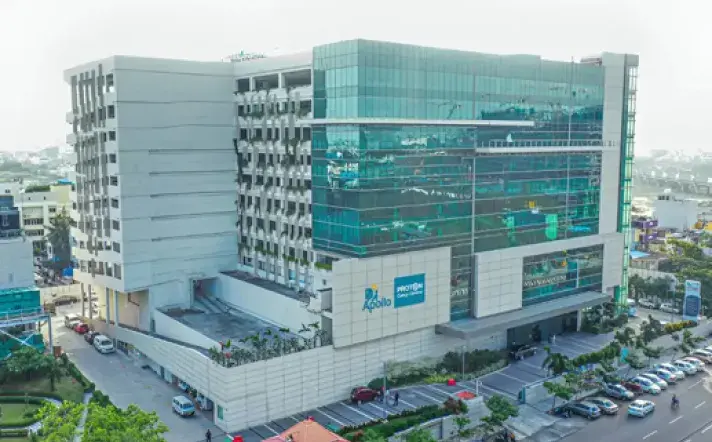 Proton Centre Banner - 3
