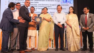  apollo-surgeon-dr.-pawanindra-lal-honoured-with-chikitsa-vibhushan-samman-by-ima1.jpg 