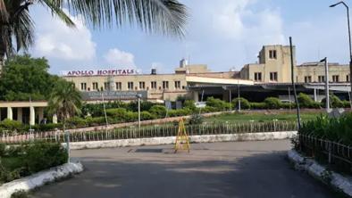  Un equip dels Hospitals Apollo de Bilaspur realitza una esofagectomia complexa i avança en l'atenció experta del càncer d'esòfag a la regió 